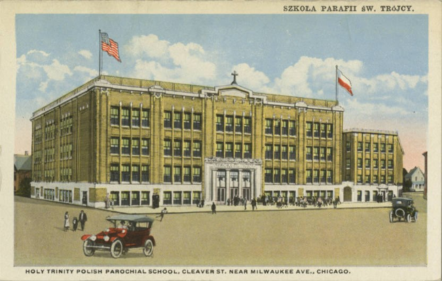 Plakat der Heiligen Dreifaltigkeit Polnische Pfarrschule in Cleveland, Ohio, zeigt ein Gebäude mit Fenstern, Menschen, Fahrzeugen, Flaggen und einem bewölkten Himmel mit Text unten.