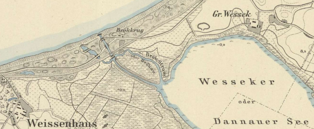 Ein detaillierter alter Stadtplan von Wesseker, Deutschland, der Straßen, Gebäude und Sehenswürdigkeiten mit Textbeschriftungen zeigt.