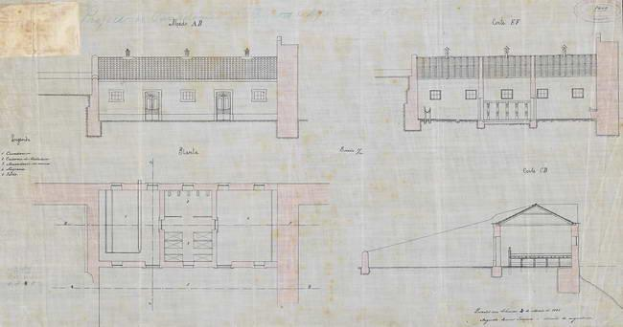 Ein detaillierter Architekturplan eines mehrfenstrigen Gebäudes, das mutmaßlich ein Standortplan für eine neue Schule ist, mit umfassenden Layoutdetails und Textanmerkungen.