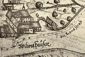 Eine alte Karte einer Kleinstadt mit detaillierten Zeichnungen von Häusern, Bäumen und Text, der die Größe, Lage und Merkmale der Stadt beschreibt.