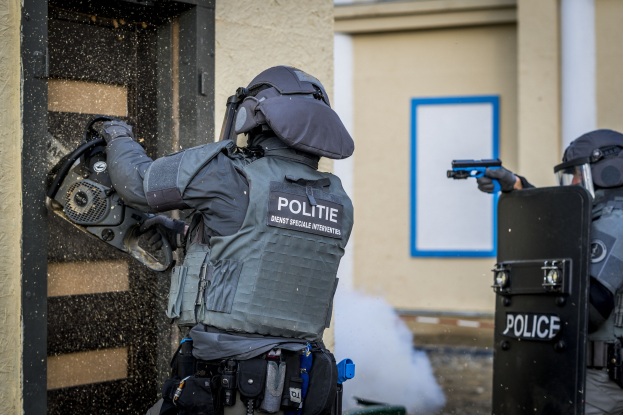 POL-ME: Hooliganangriffe auf Ordnungsamt-Mitarbeiter - 2507108