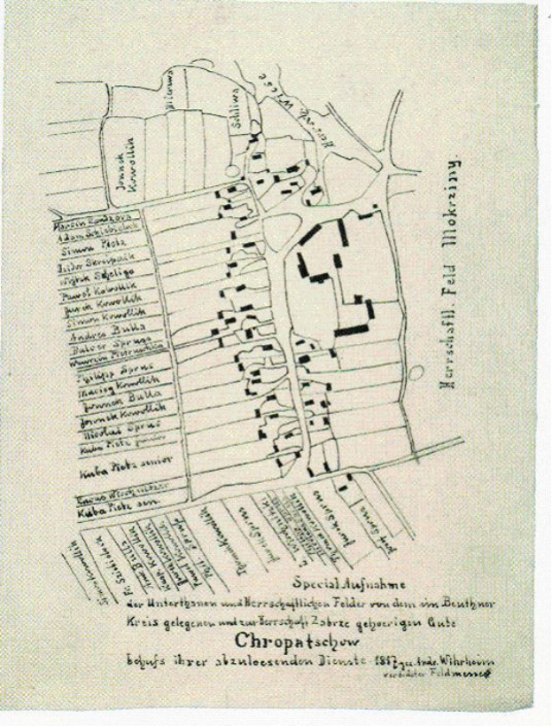 Ein detaillierter alter Stadtplan von Chropatschow, Deutschland, der Straßen, Gebäude, Sehenswürdigkeiten und begleitenden Text mit Informationen zur Bevölkerung und bemerkenswerten Orten zeigt.