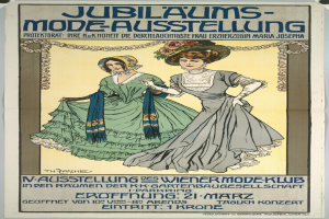 Ein Plakat, das eine Fashion Show mit zwei Frauen in Kleidern ankündigt, eines lang und wallend, das andere mit hohem Kragen und langen Ärmeln, beide mit einem Dutt, vor einem hellblauen Hintergrund mit schwarzer, fetter Schrift.